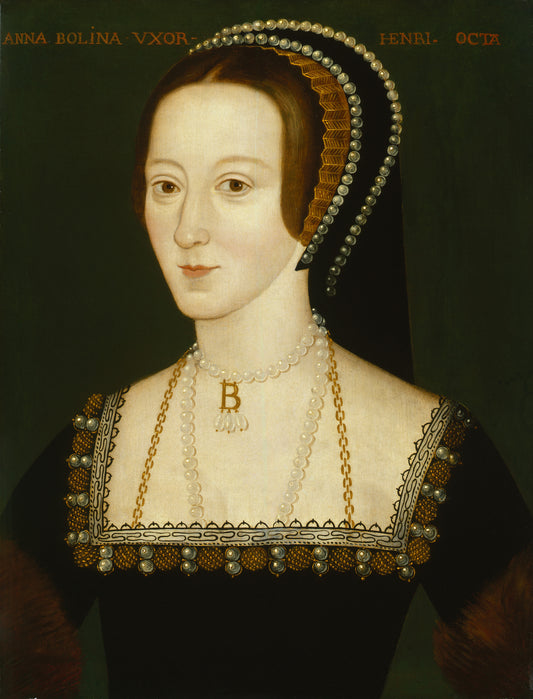 View the Anne Boleyn necklace on her portrait at the National Portrait Gallery.