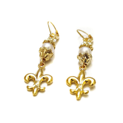 Fleur de Lis pearls Earrings