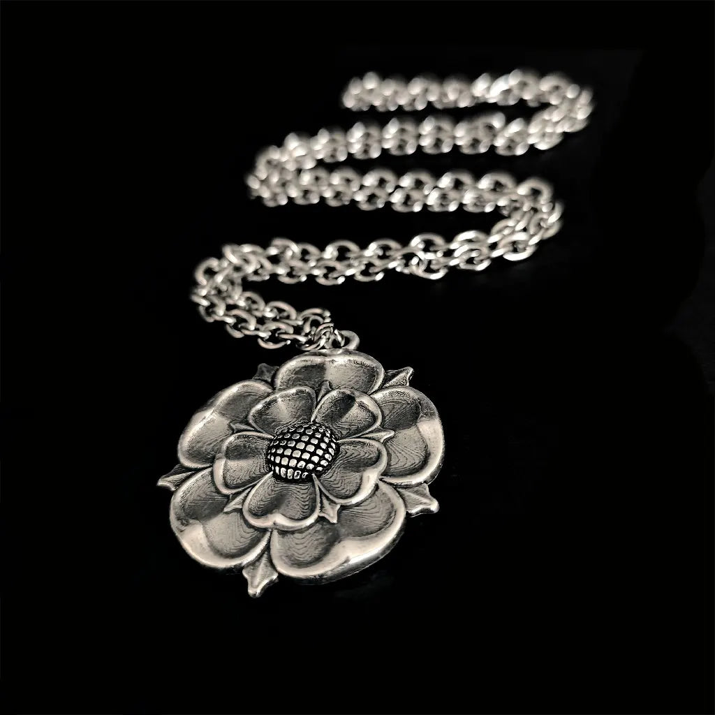 Tudor Rose Chain Silver