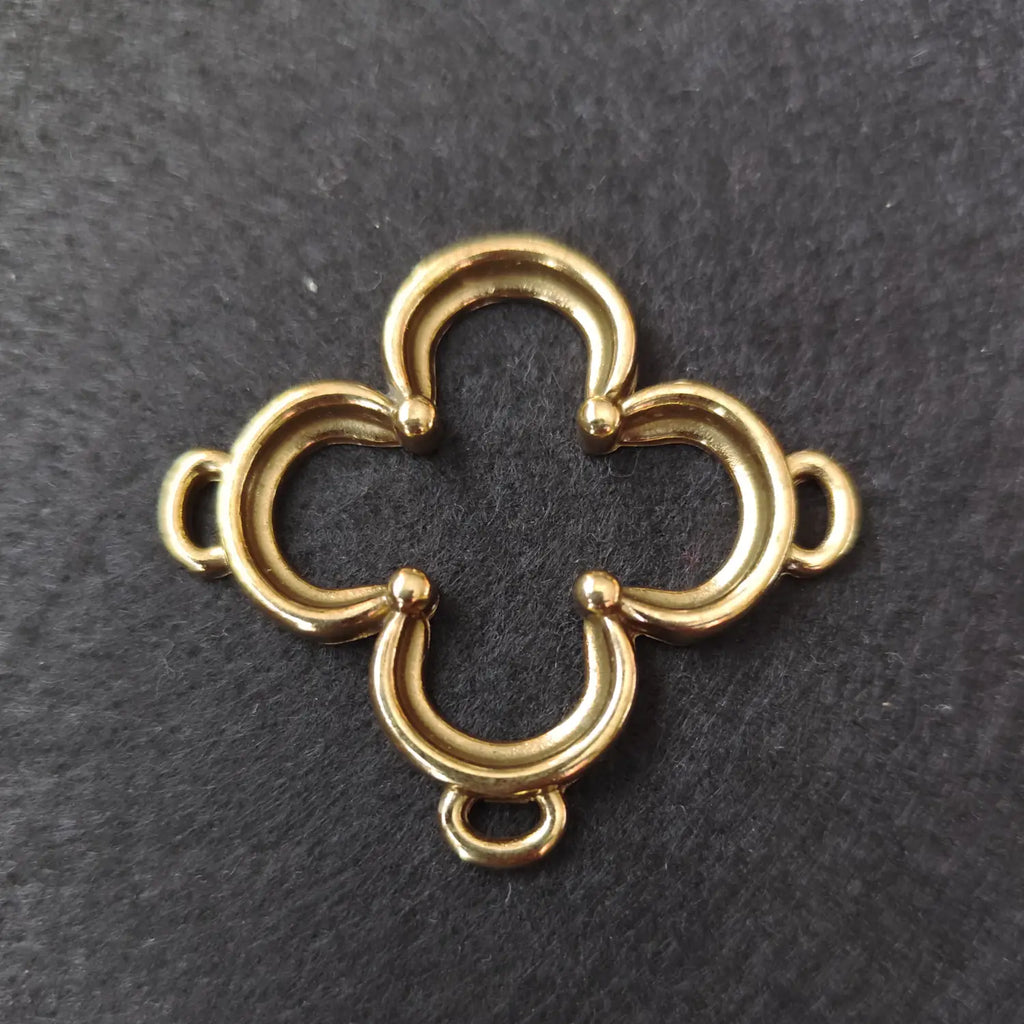 Hollow Four Leaf Connector