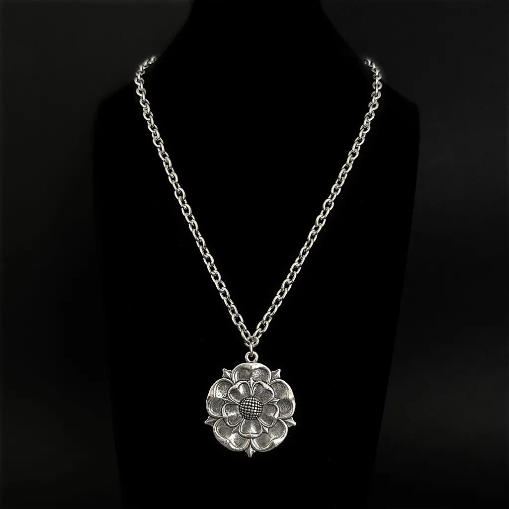 Cadena Rosa Tudor plateada