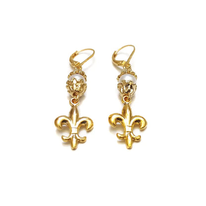 Fleur de Lis pearls Earrings