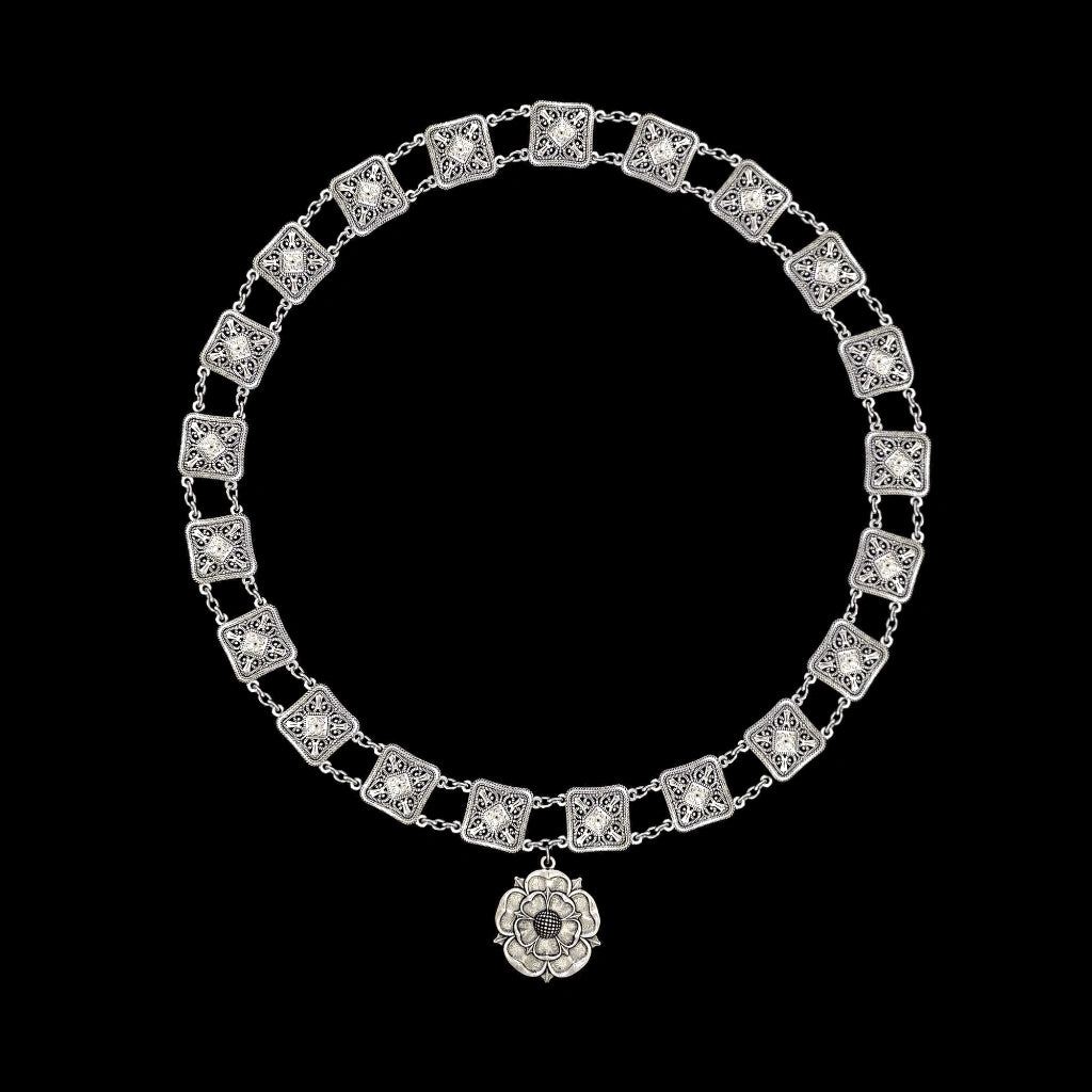 Total upper view of a chain of office with square connectors and tudor rose pendant like a livery collar