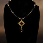 Onyx necklace Bertha