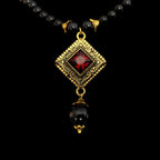 Onyx necklace Bertha