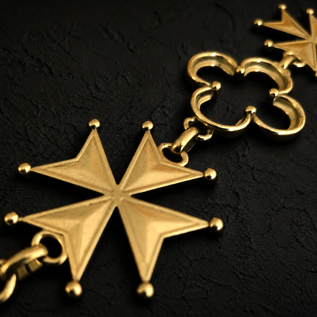 Collier d'apparat avec insigne de la Croix de Malte rouge