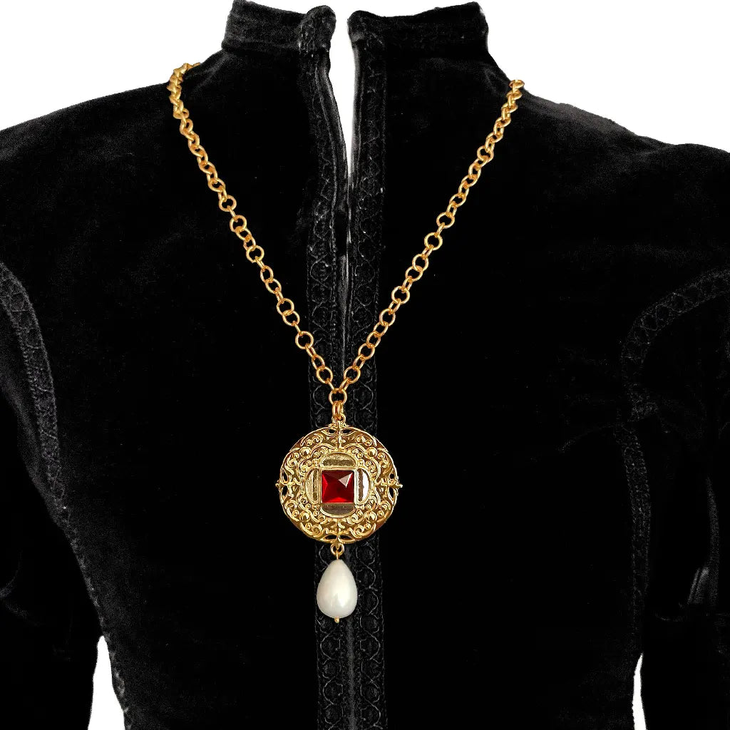 Cadena Tudor dorada