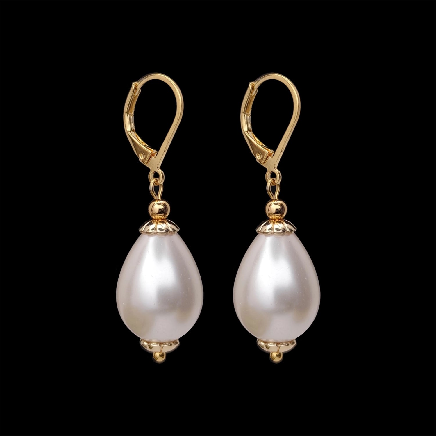 Eleonora of Toledo Earrings with Leverback closures front view