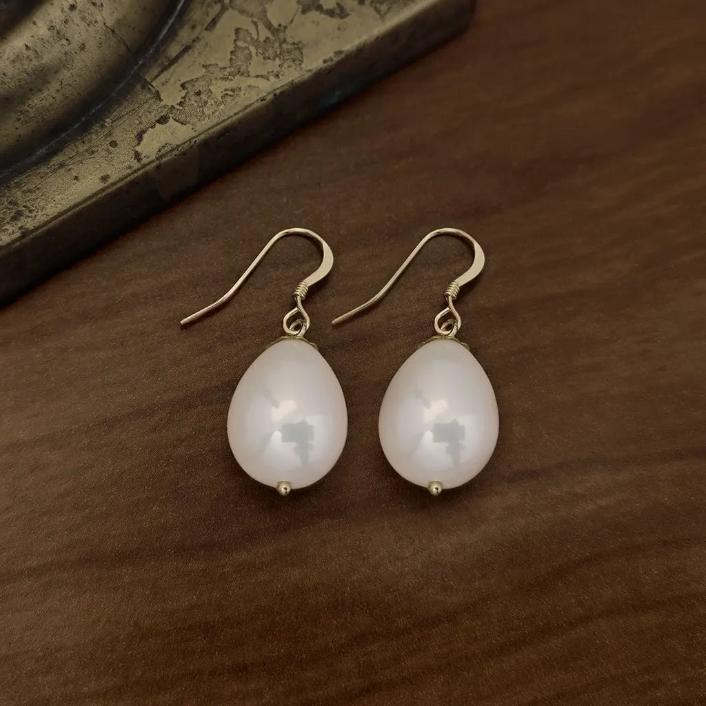 Pendientes rellenos de oro de Lucrezia Medici