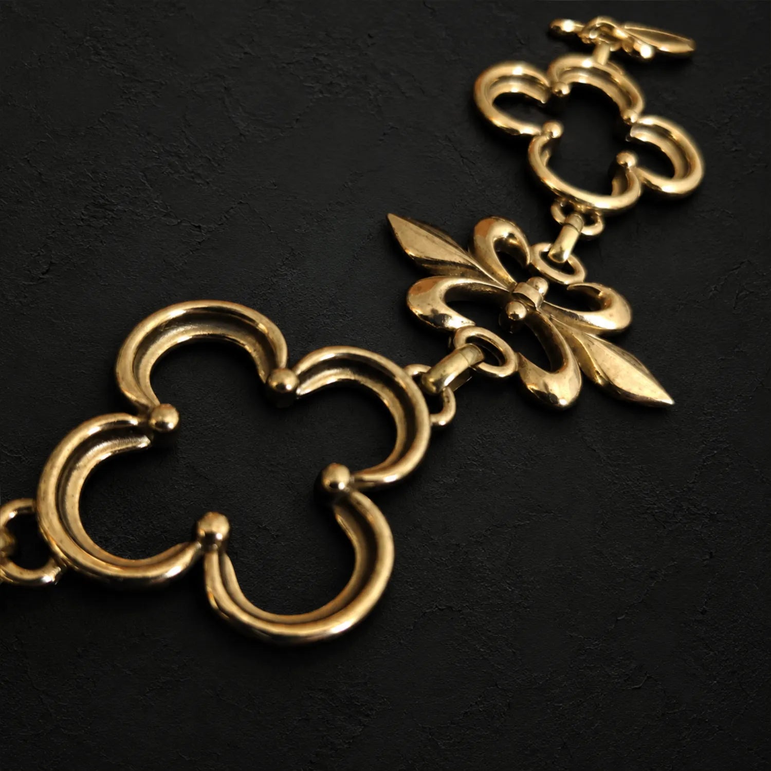 Ludwig Fleur de Lis Livery Collar